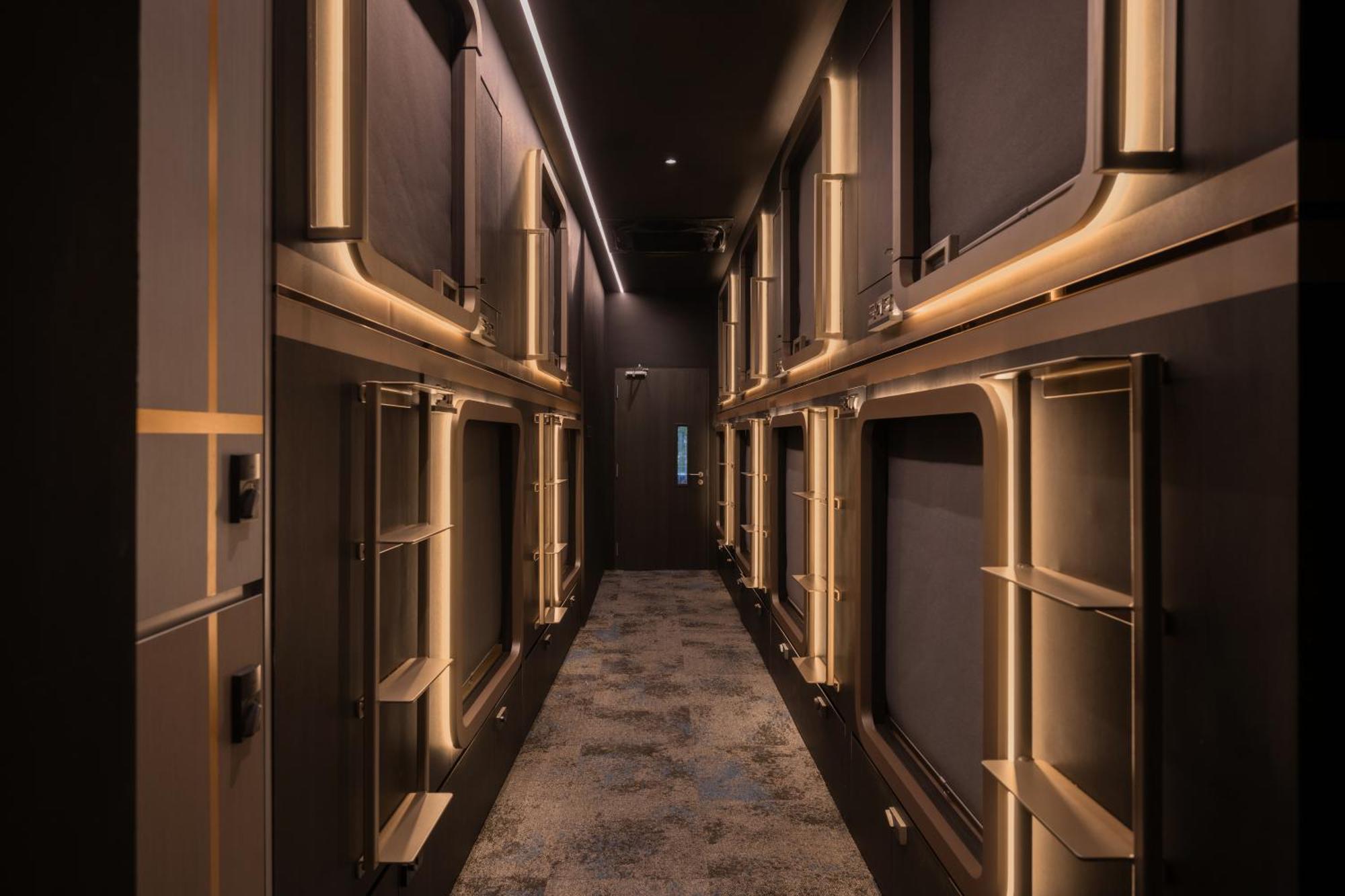 Cube Social Boutique Capsule Hotel At Boat Quay Singapore Exterior photo